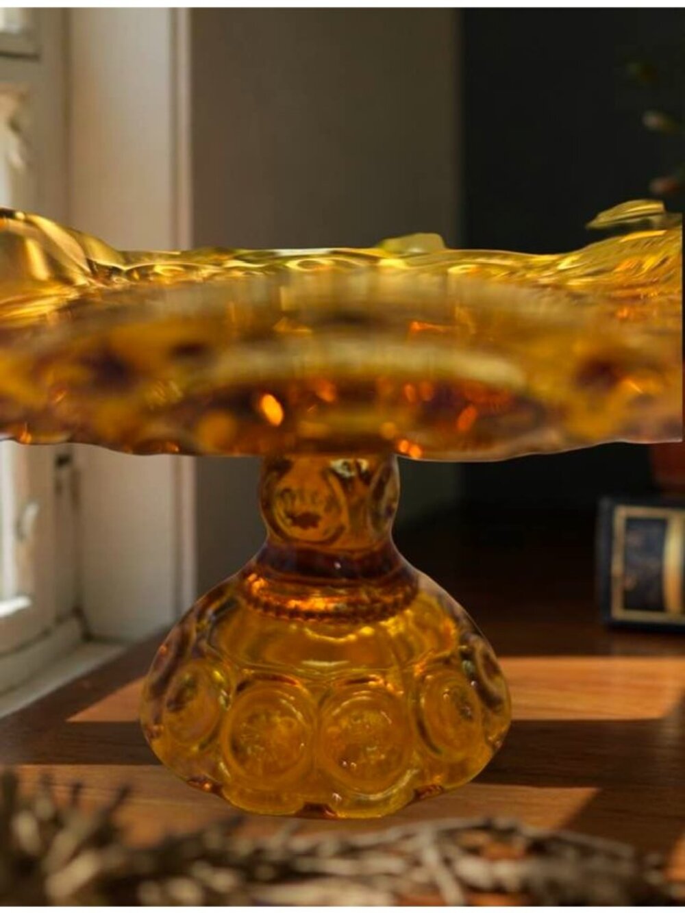 LE Smith Moon and Stars Amber Glass Pedestal Compote Dish With Scalloped Edge  V - Picture 4 of 7